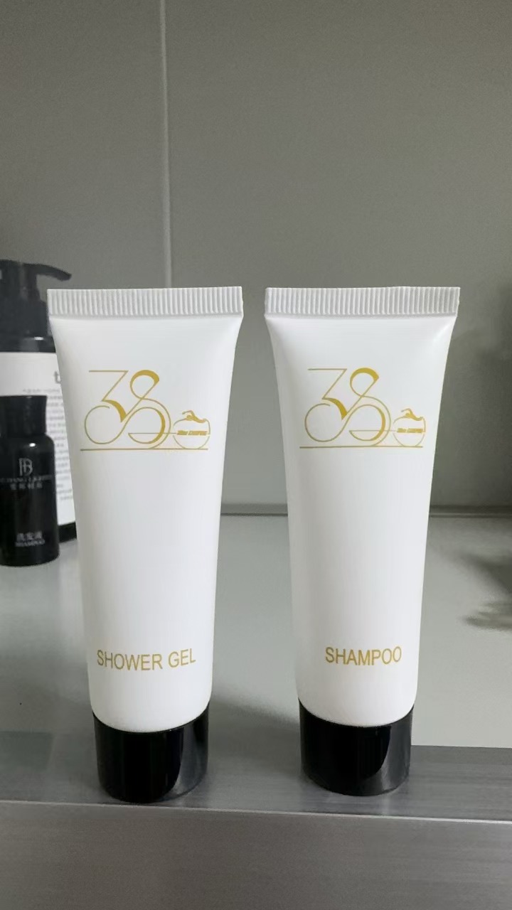 HOTEL SHAMPOO,SHOWER GEL,BODY LOTION IN TUBE 