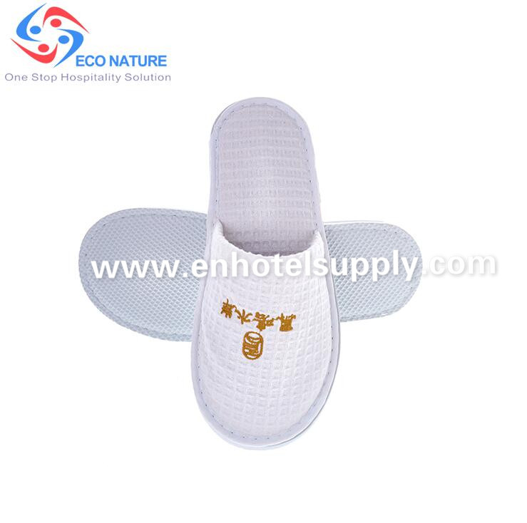 custom logo hotel slippers