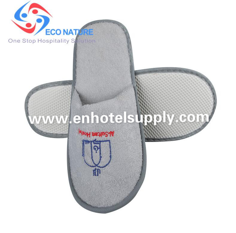 hotel slipper supplier